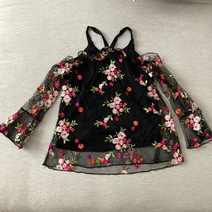 NWOT Embroidered mesh flower top